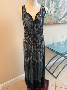 Adrianna Papell Sleeveless Paisley Maxi Dress in Black and Teal